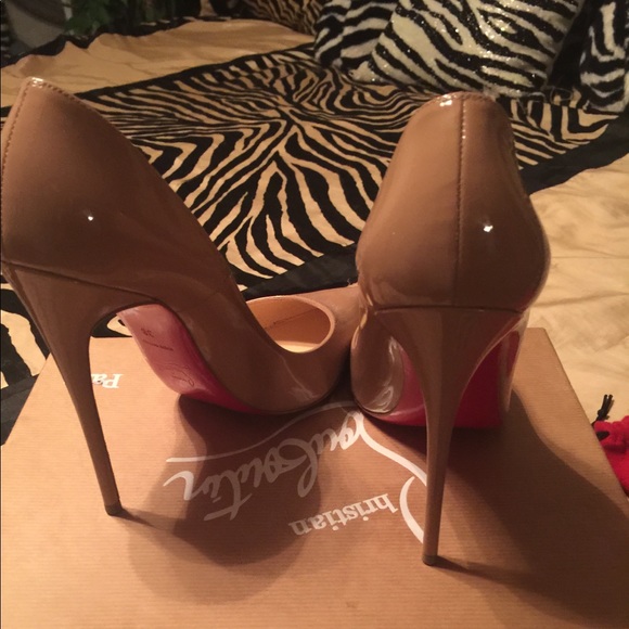 Christian Louboutin Size 38 Nude So Kate Pumps - Picture 3 of 8